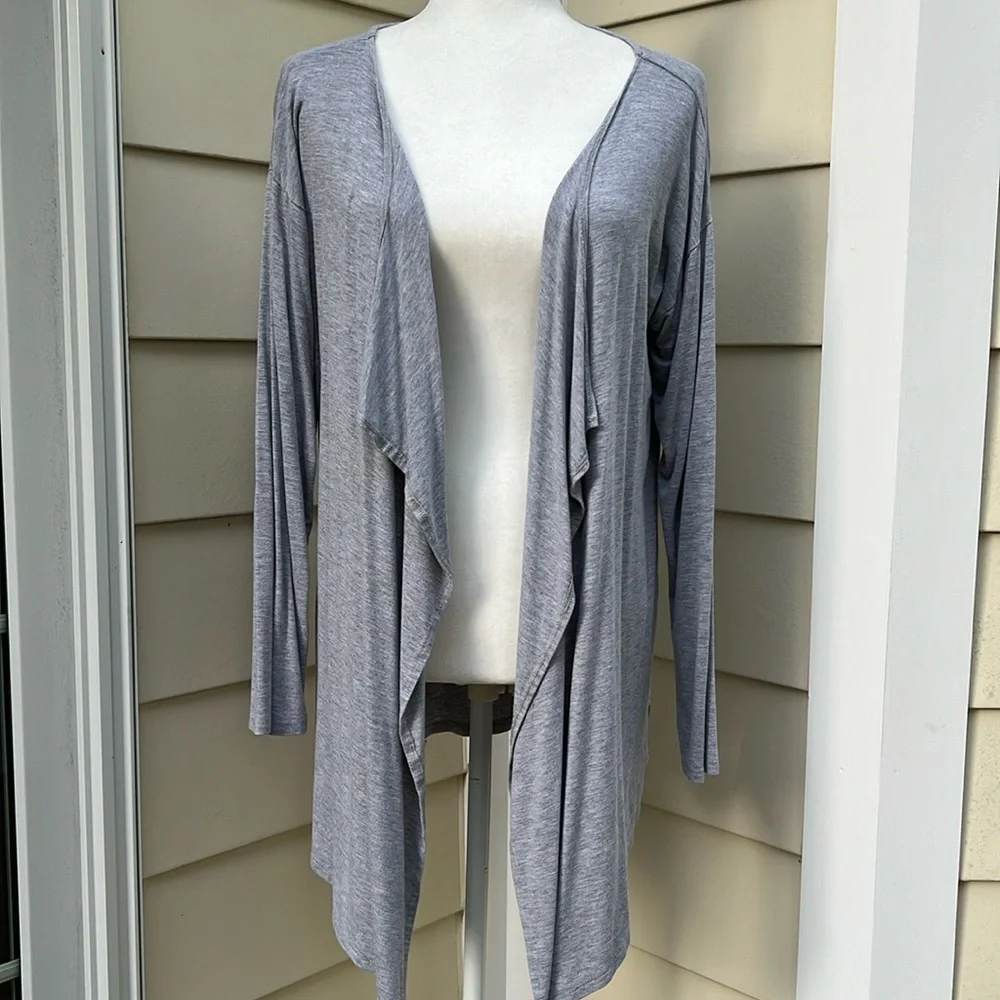 Vince Camuto Draped Waterfall Cardigan Light Gray Open Front  Minimalist Capsule